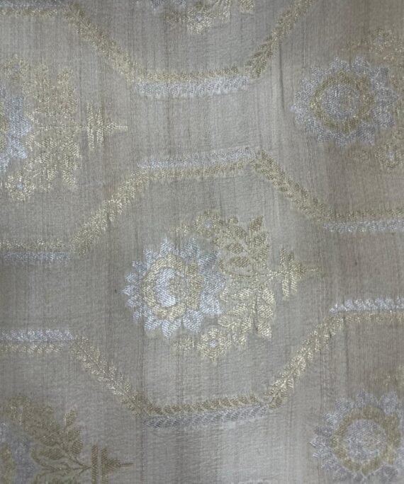 Munga Silk with rose and silver zari in geometric design