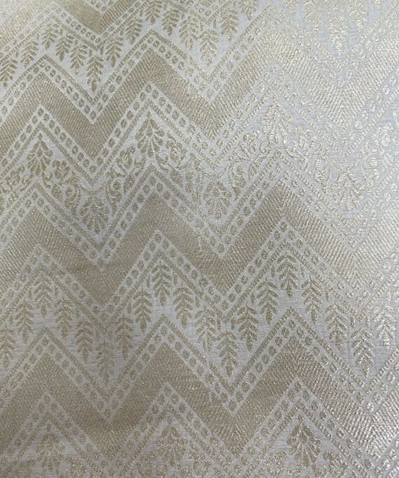 Munga Silk with Zigzag pattern