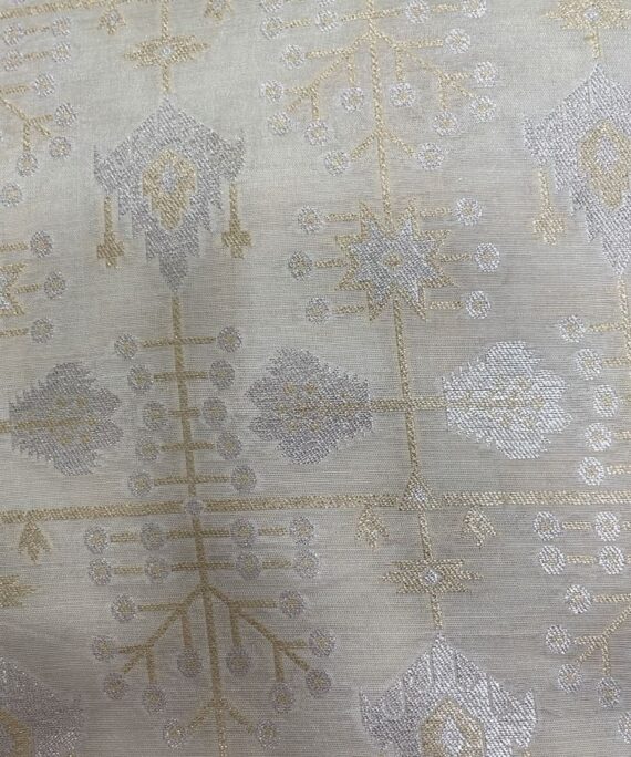 Munga Silk in rose,silver zari with jaal design