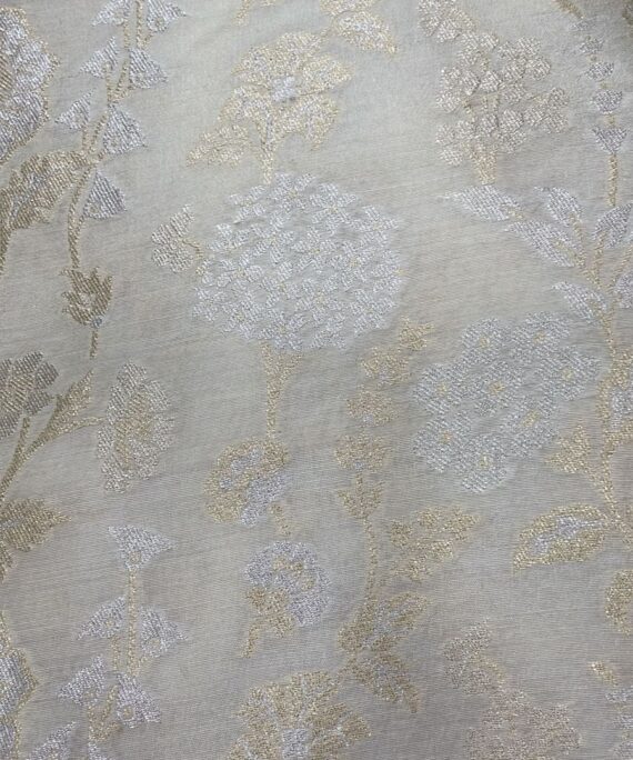 Munga Silk in rose,silver zari with jaal design