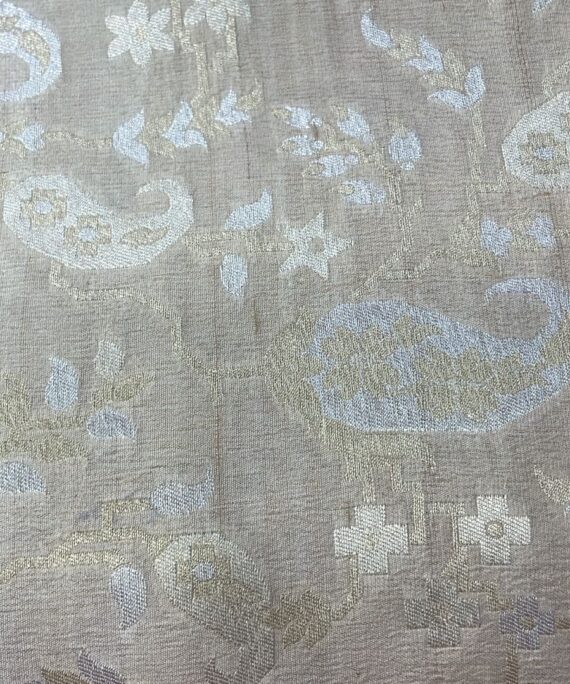 Munga Silk in rose,sliver zari with jaal design