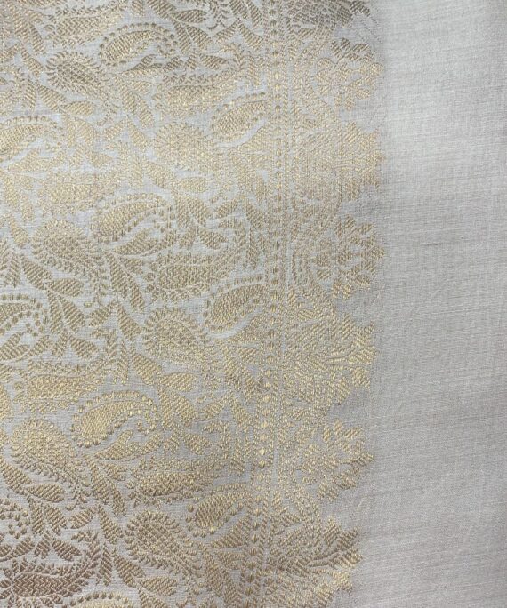 Munga Silk with Daman design