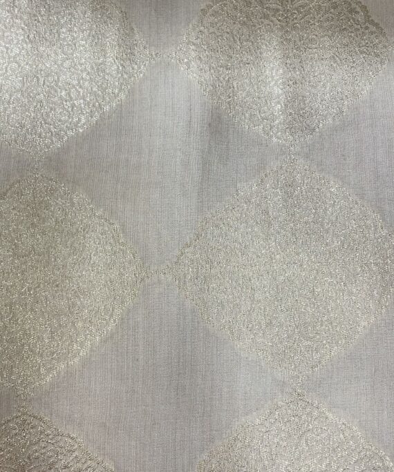 Munga Silk in rose zari with geometric pattern