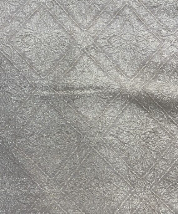 Munga Silk with geometric design